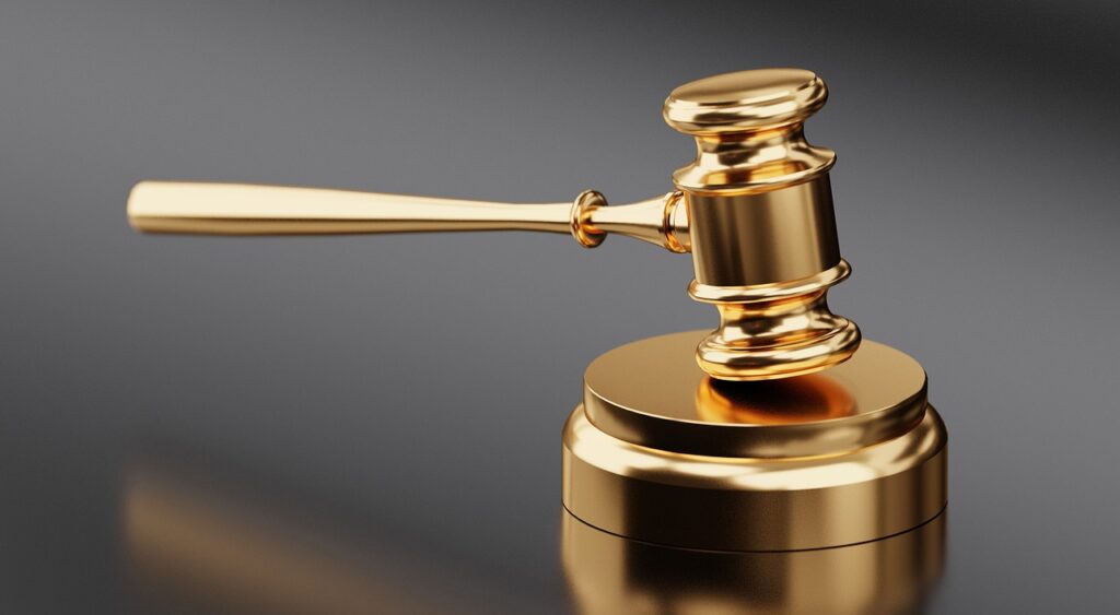 gavel-3577258_1280